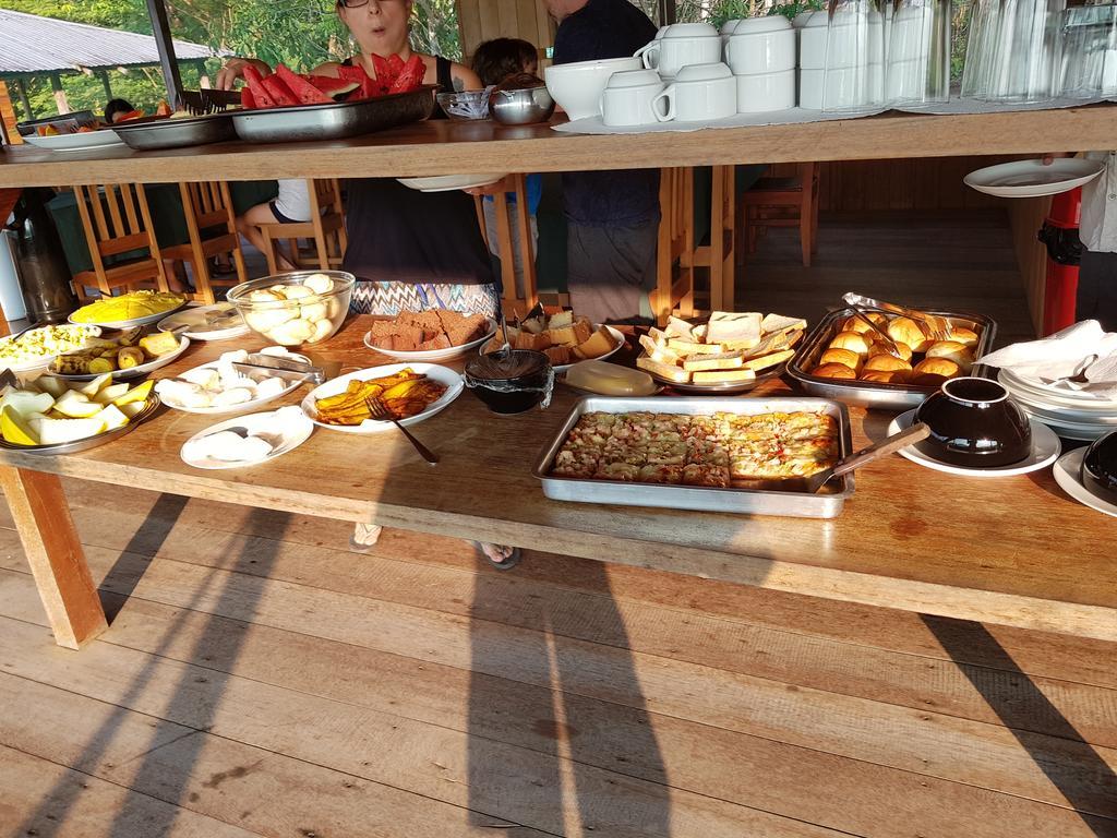 亚马逊金龙鱼小屋旅馆 Careiro 外观 照片